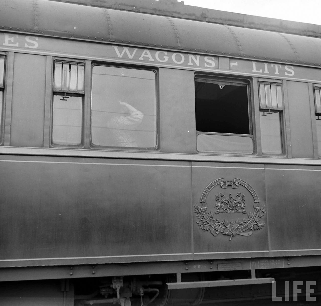 Rijtuig met embleem van Wagons-Lits | Foto: Jack Birns, 1950